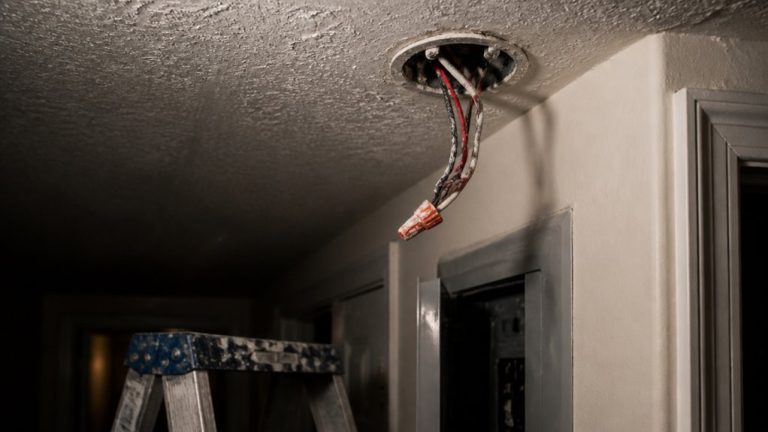 smoke detector breaker missing